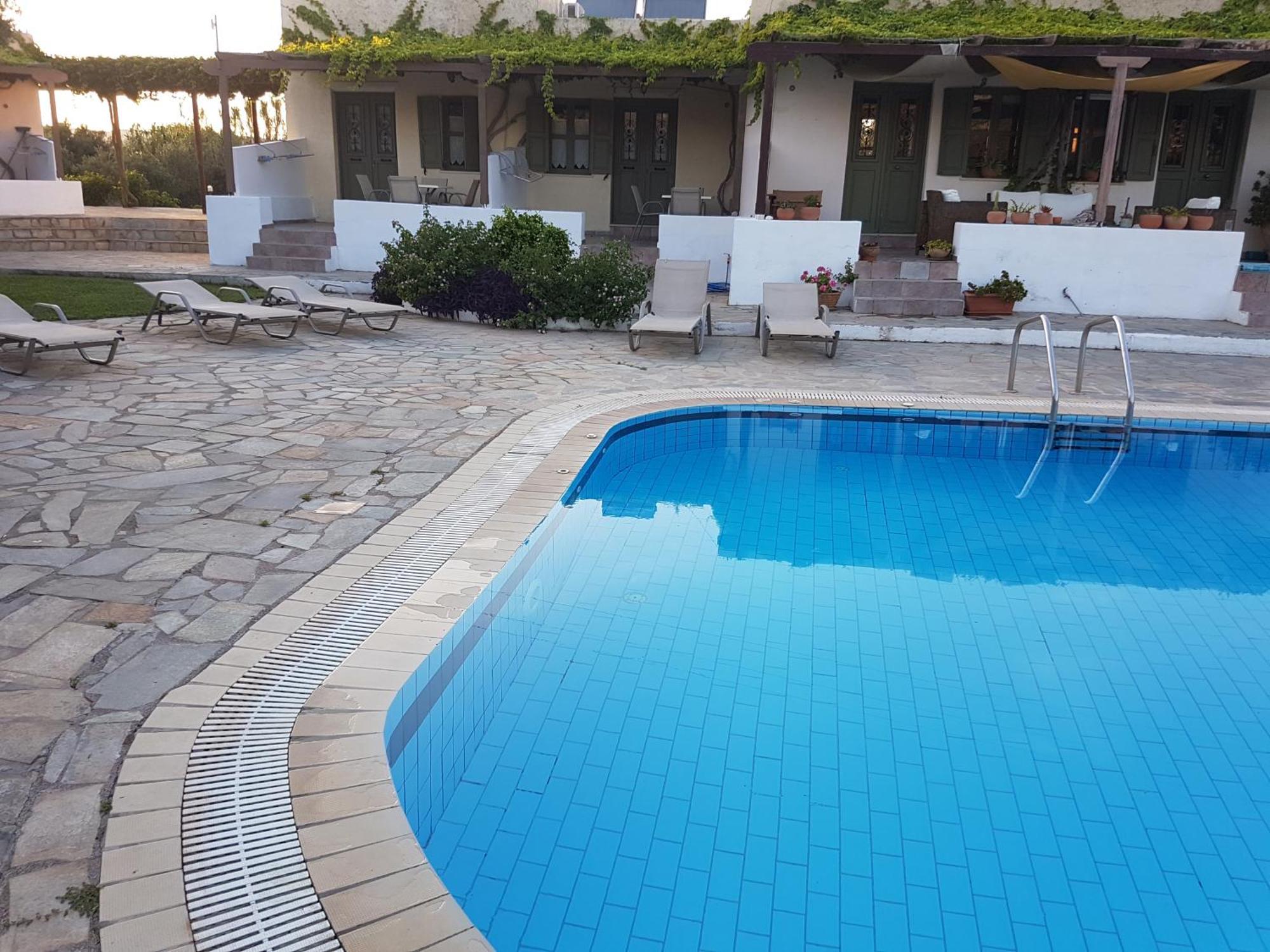 Aeolus Pool Apts Palekastro Dış mekan fotoğraf